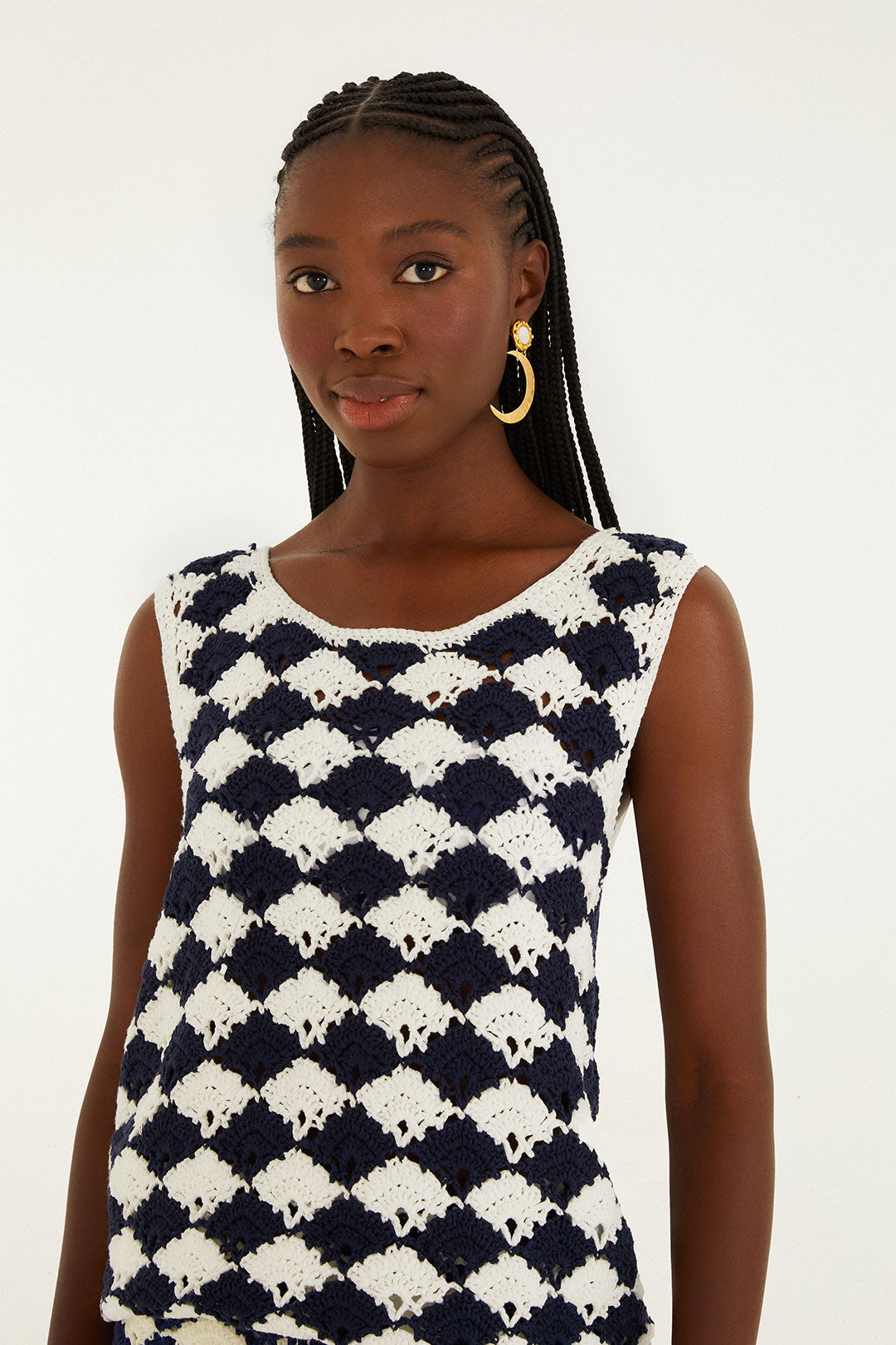 WHITE AND BLUE CROCHET SHIRT