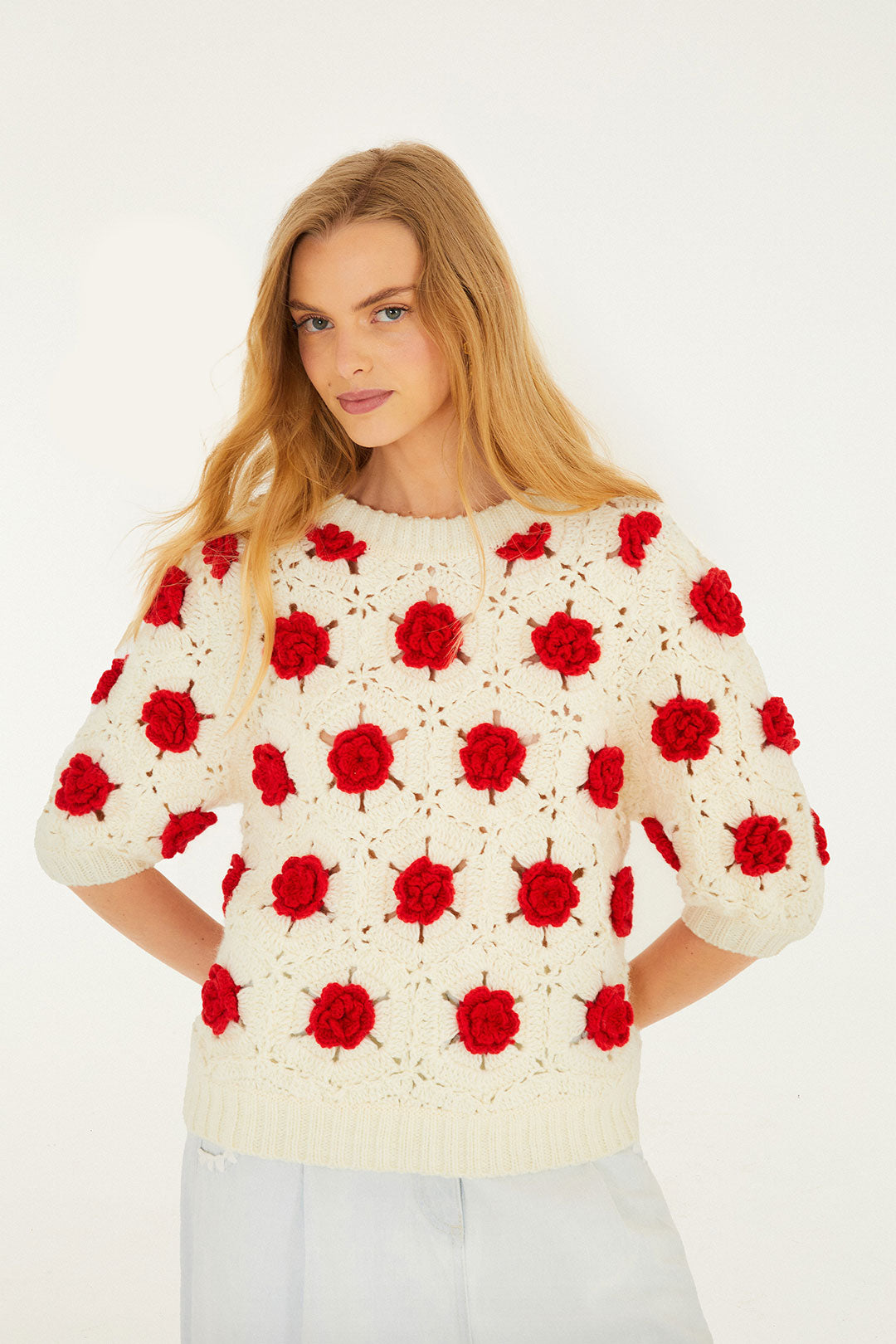 FLOWER CROCHET RED KNIT BLOUSE