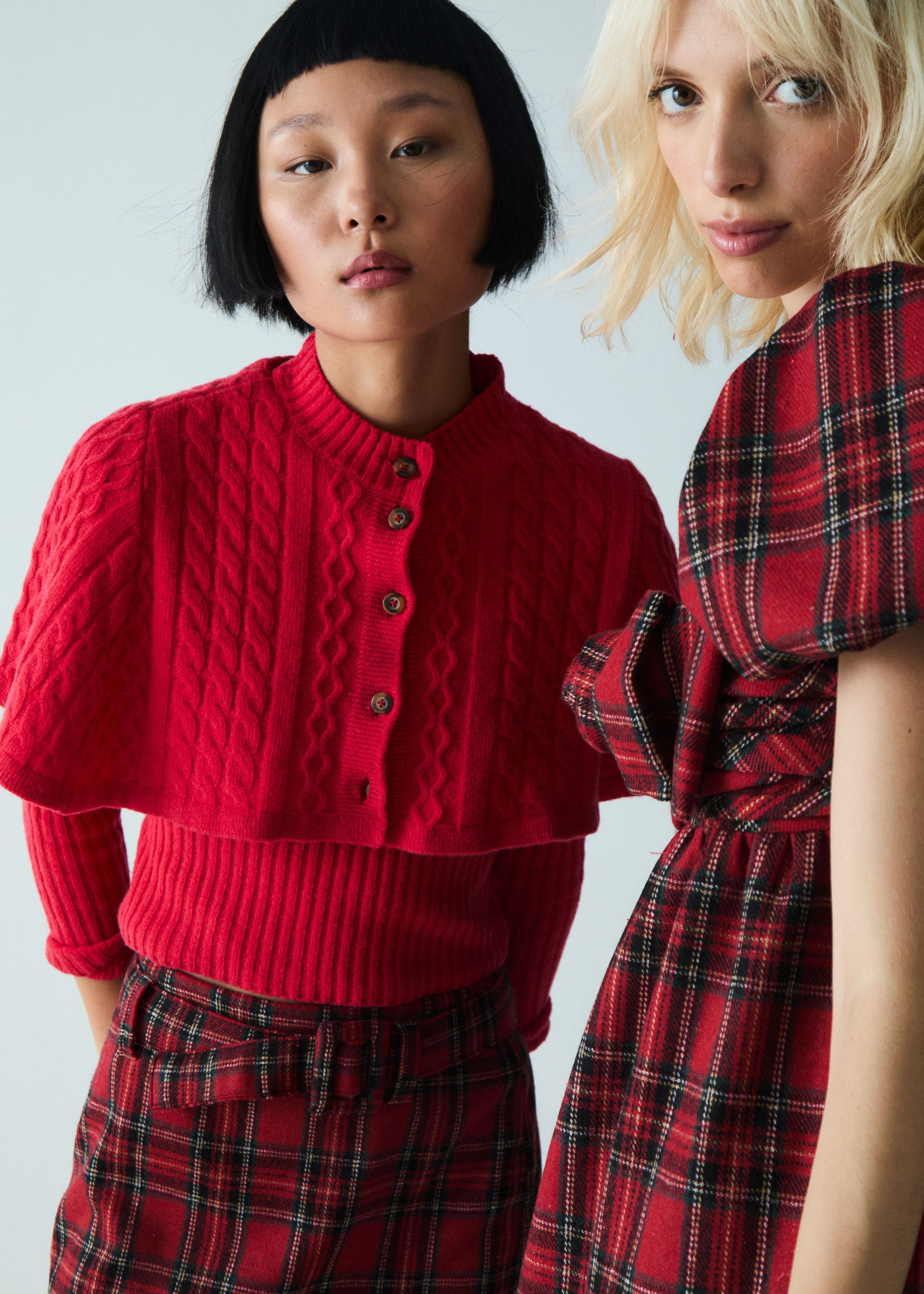 Yanai Alpaca Knit Cape Top