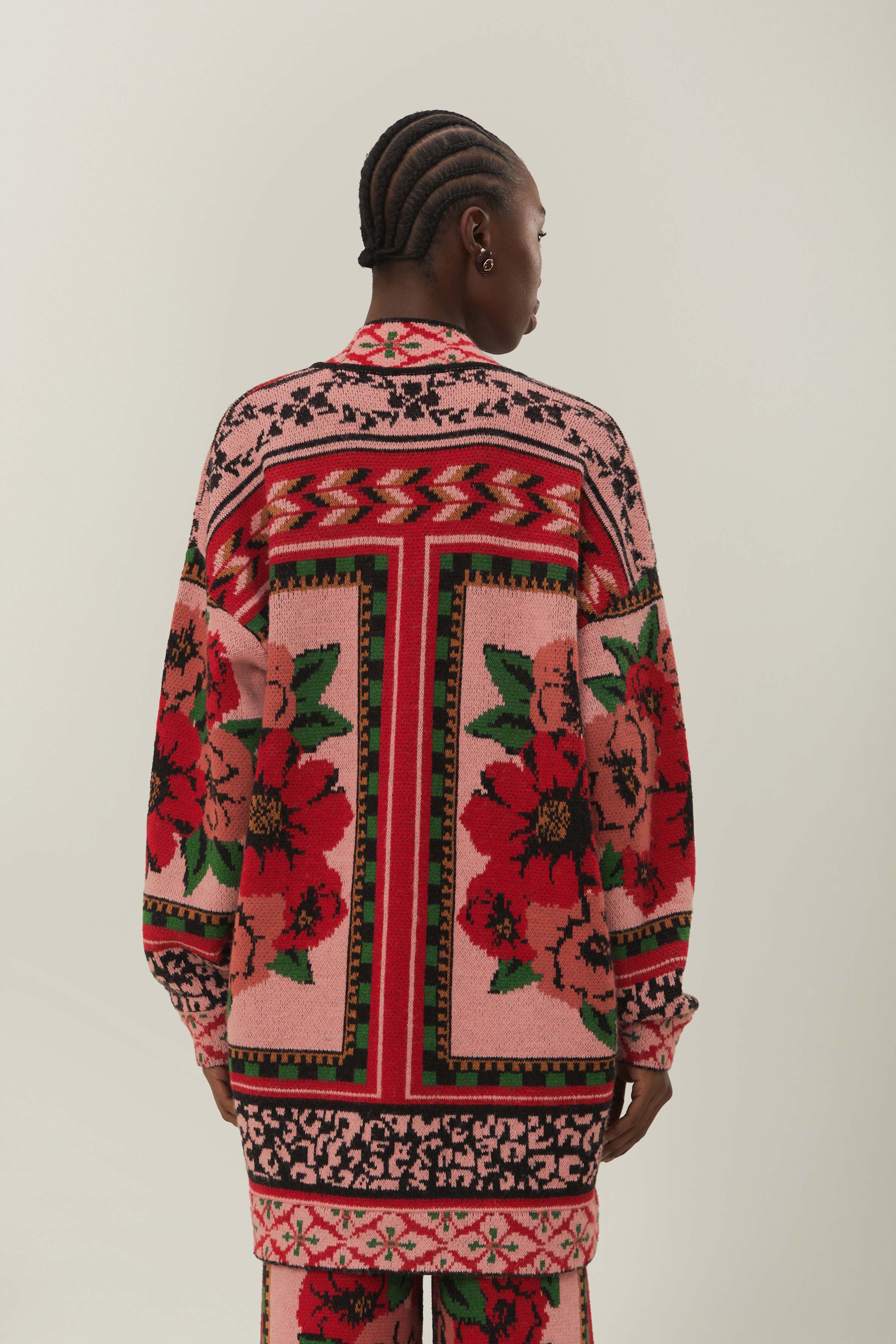 FLOWER TAPESTRY KNIT CARDIGAN